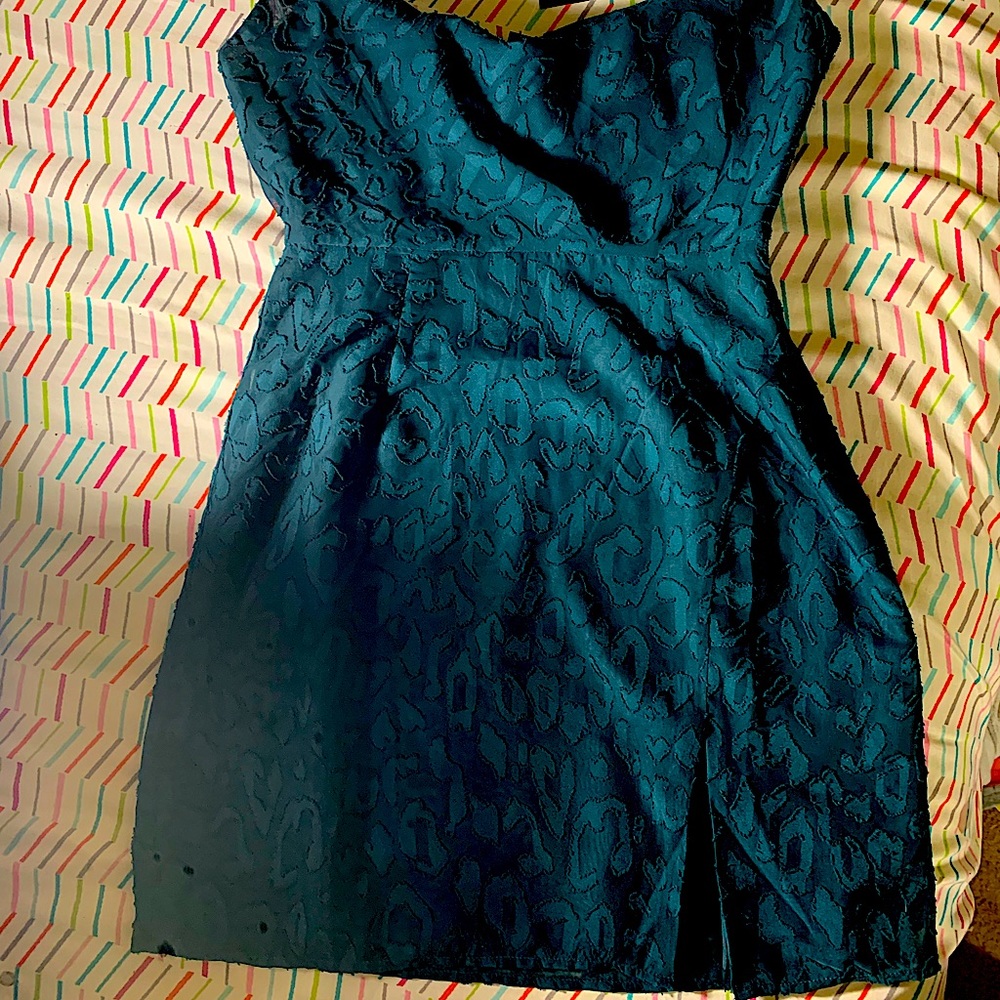 Forever 21 mini dress sz small in Hunter Green